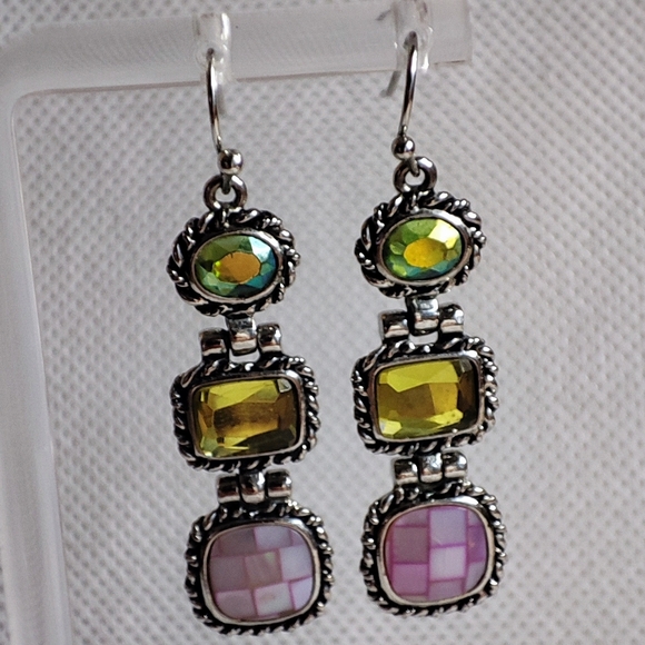 Lia Sophia Signed Oval Green Iridescent Glass Stones Faux Abalone Earrings EUC - Picture 1 of 9